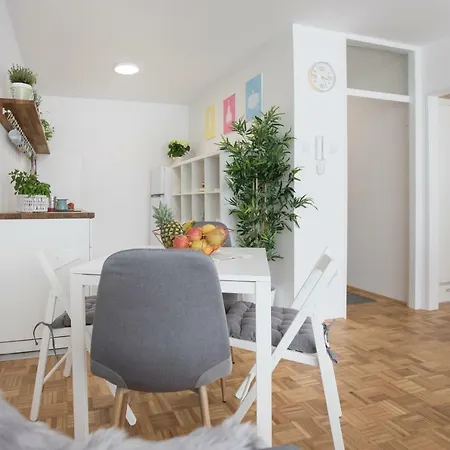 Apartment Family With Garden *